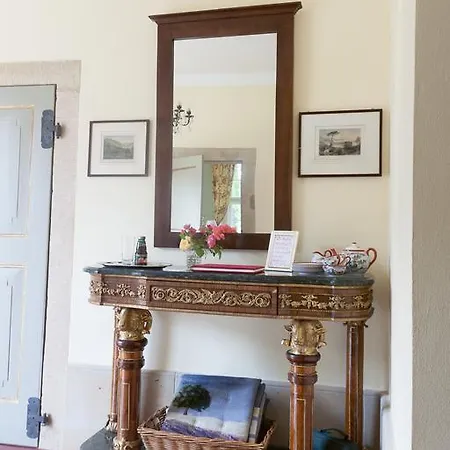 Herrenhaus Orangella Bed & Breakfast *