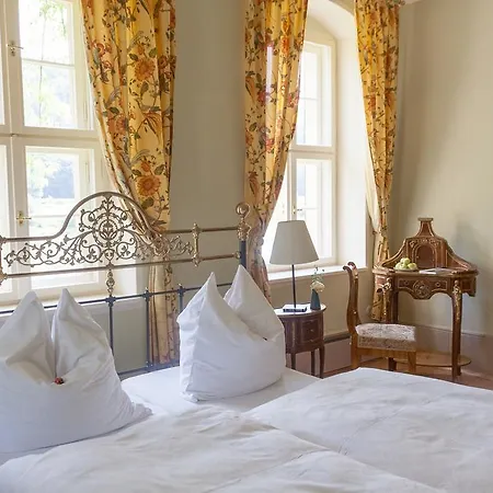 Bed & Breakfast Herrenhaus Orangella